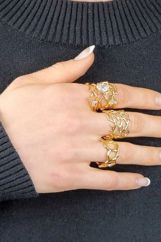Zafira Anillo de Enredo Elegante