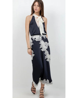 Falda Midnight Lace
